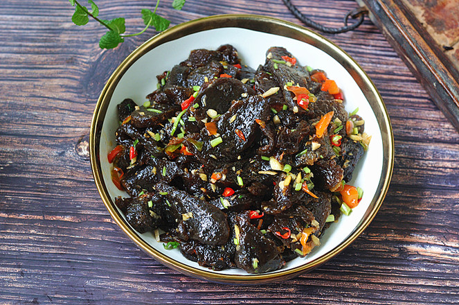 蒜蓉蕨粑的做法-家常味炒菜譜