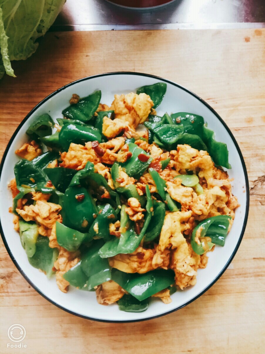 醬炒雞蛋辣椒的做法-家常味炒菜譜