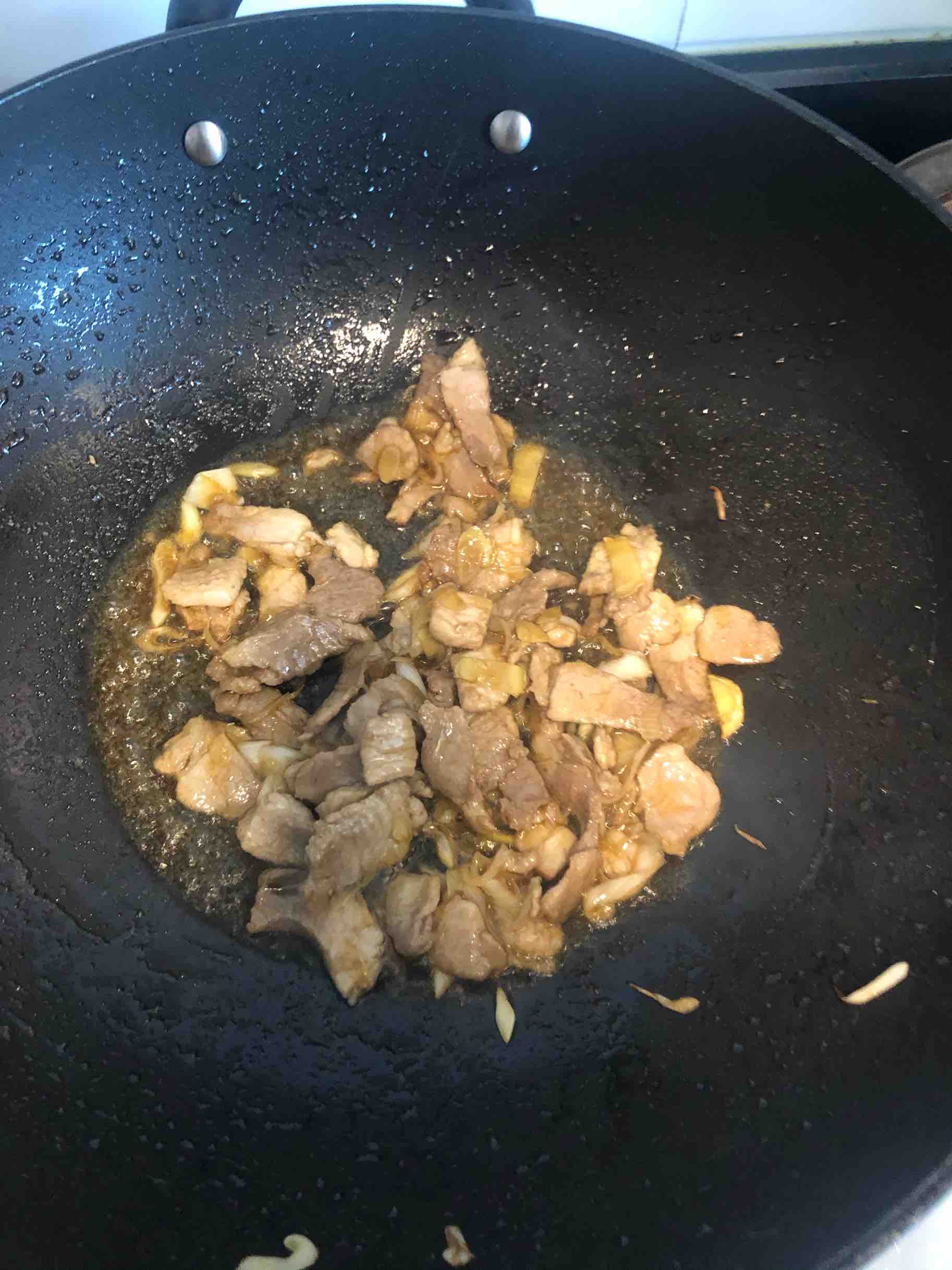 茭白炒肉片的做法-咸鮮味炒菜譜