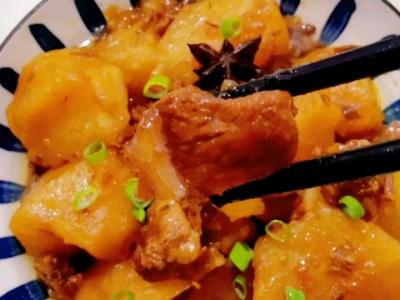牛腩燉土豆的做法-咸鮮味燉菜譜