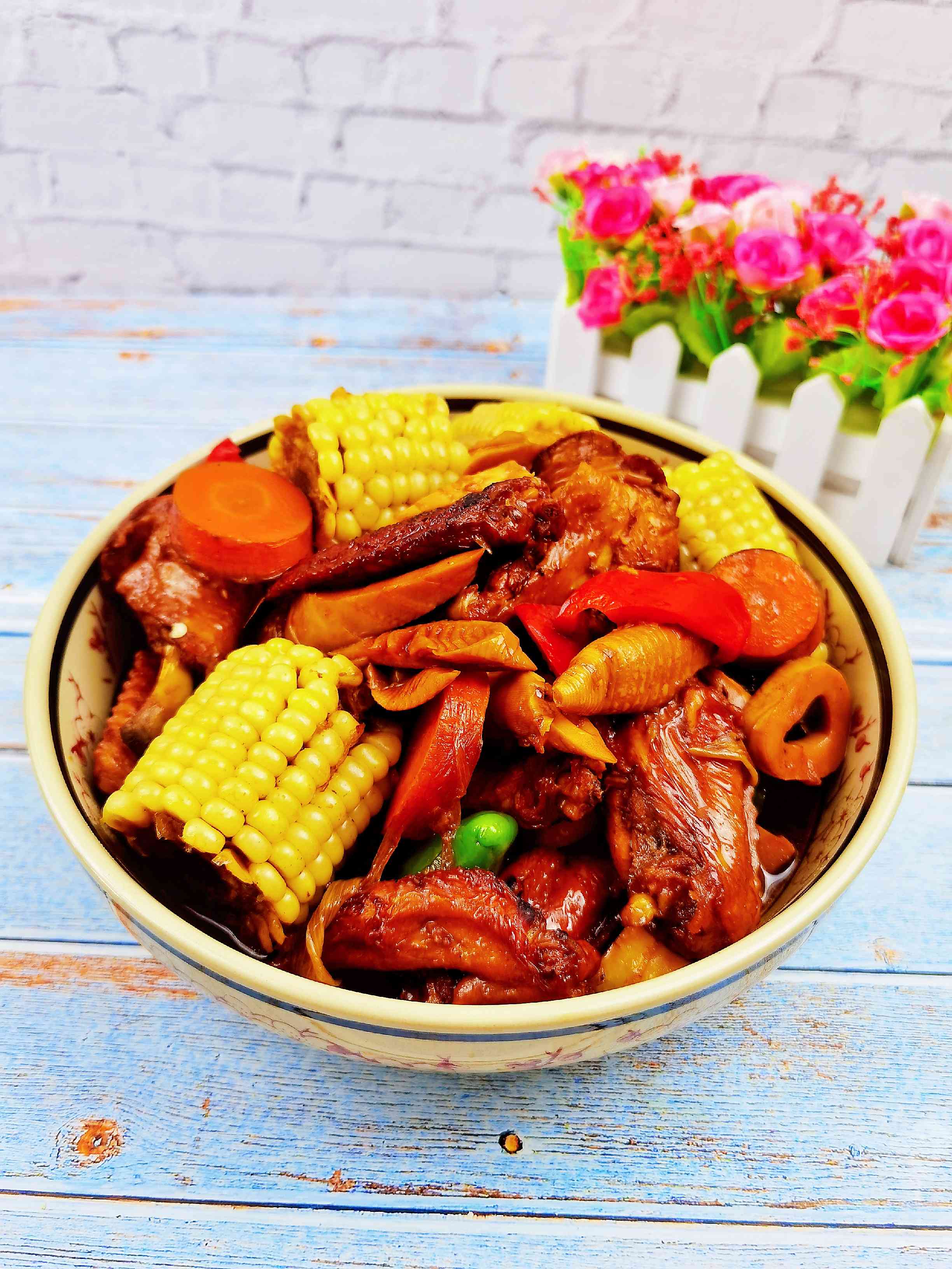 農家田園燉雞翅的做法-家常味燉菜譜