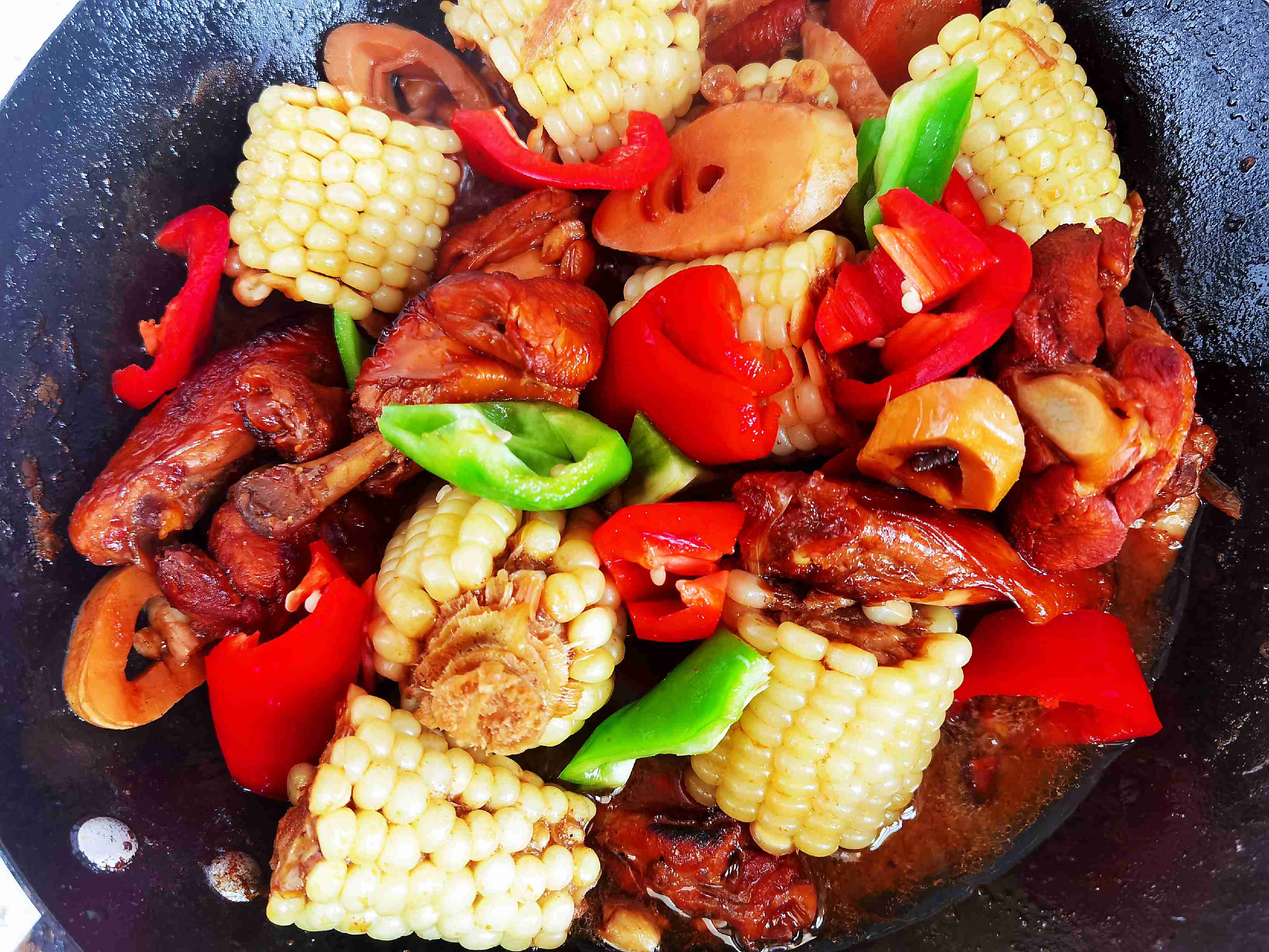 農家田園燉雞翅的做法-家常味燉菜譜