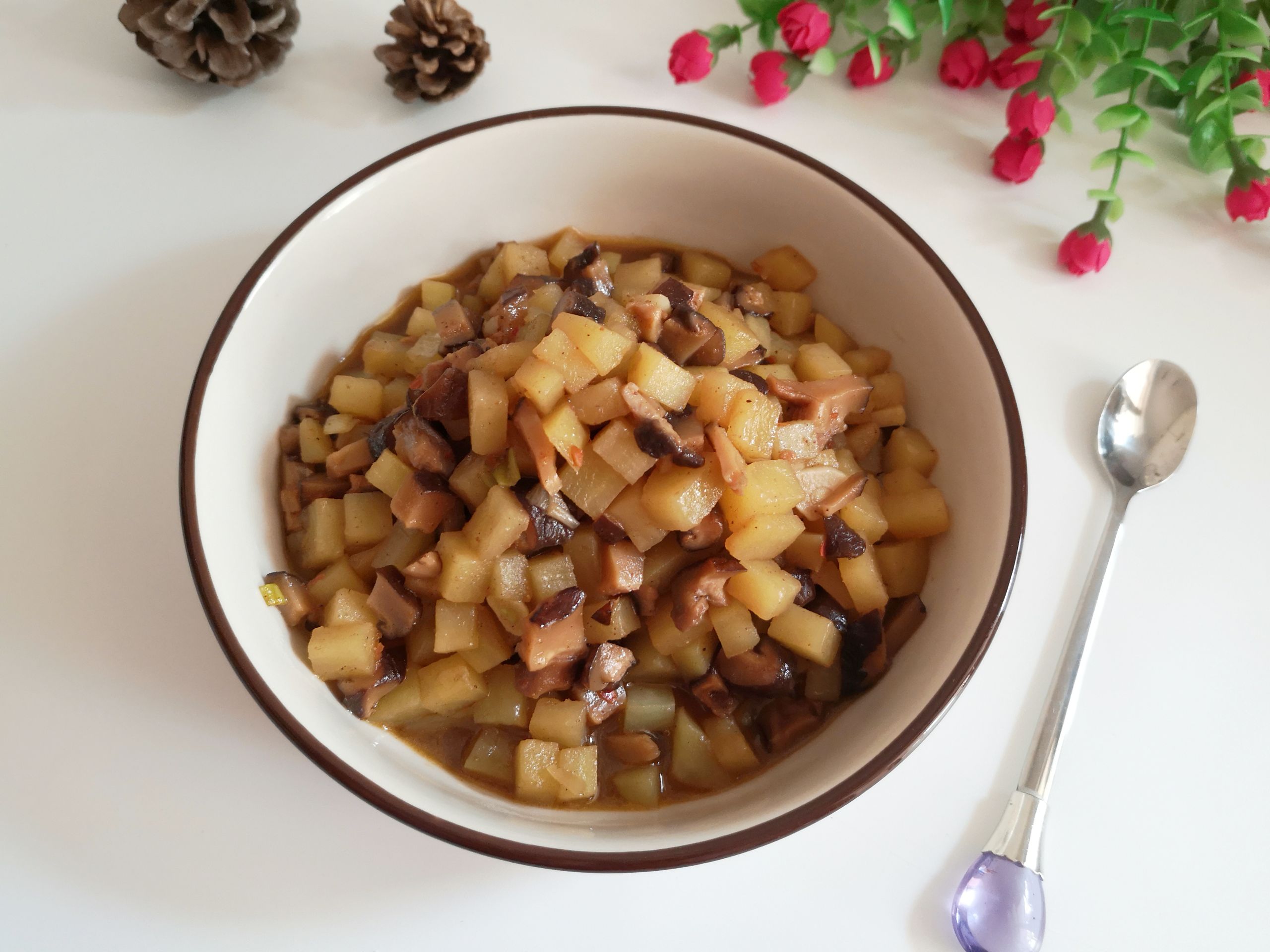 麻辣土豆丁的做法-麻辣味燒菜譜