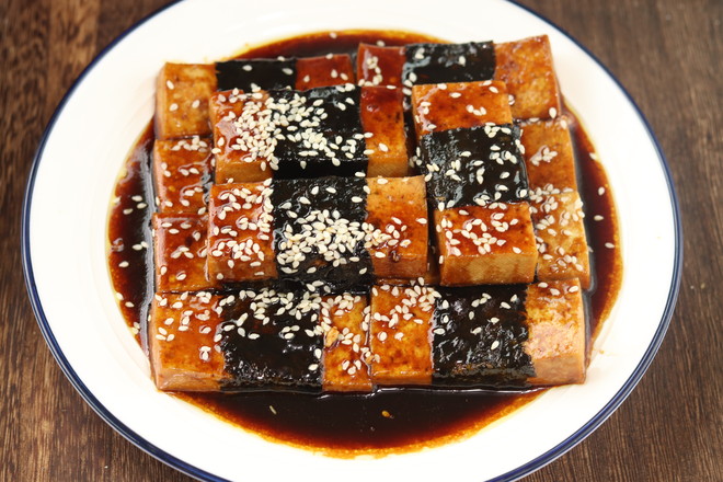 豆腐抱蛋/海苔豆腐的做法-咸鮮味煎菜譜