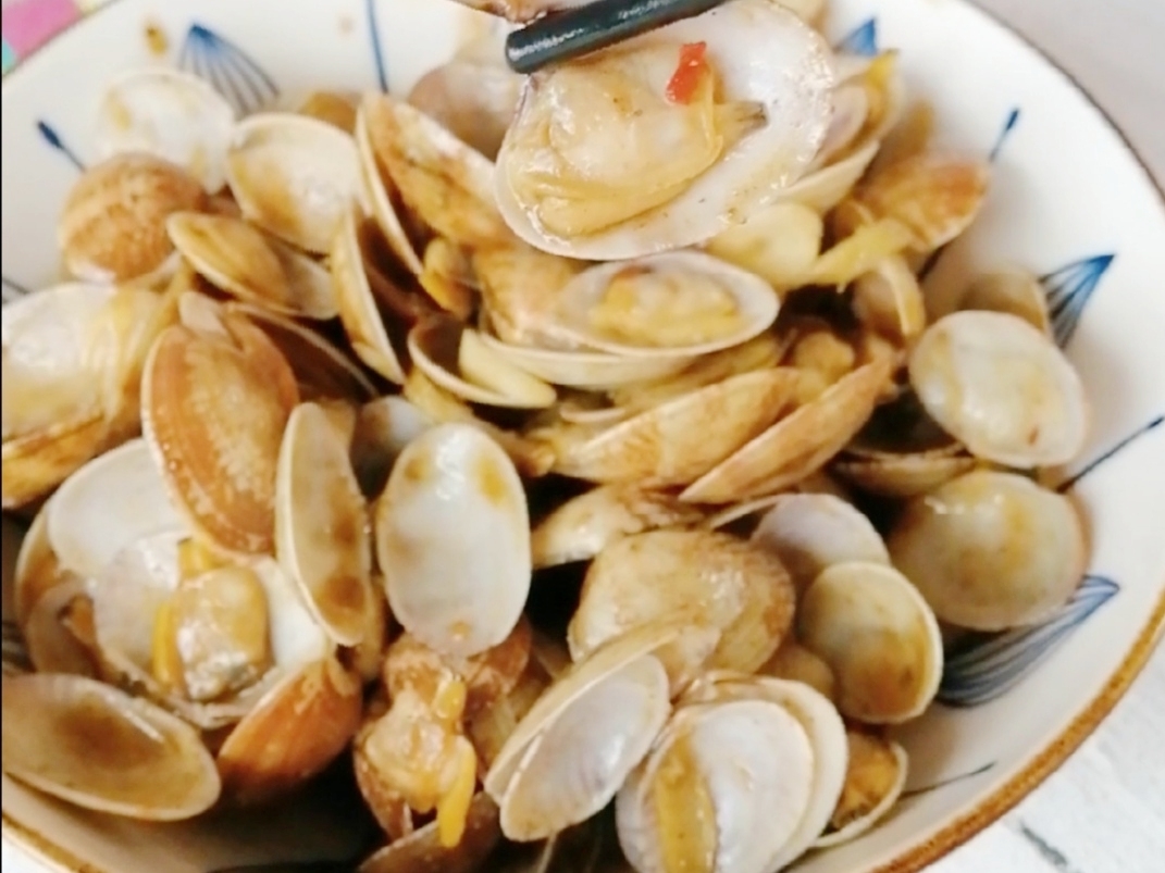 香辣炒蛤蜊的做法-咸鮮味炒菜譜