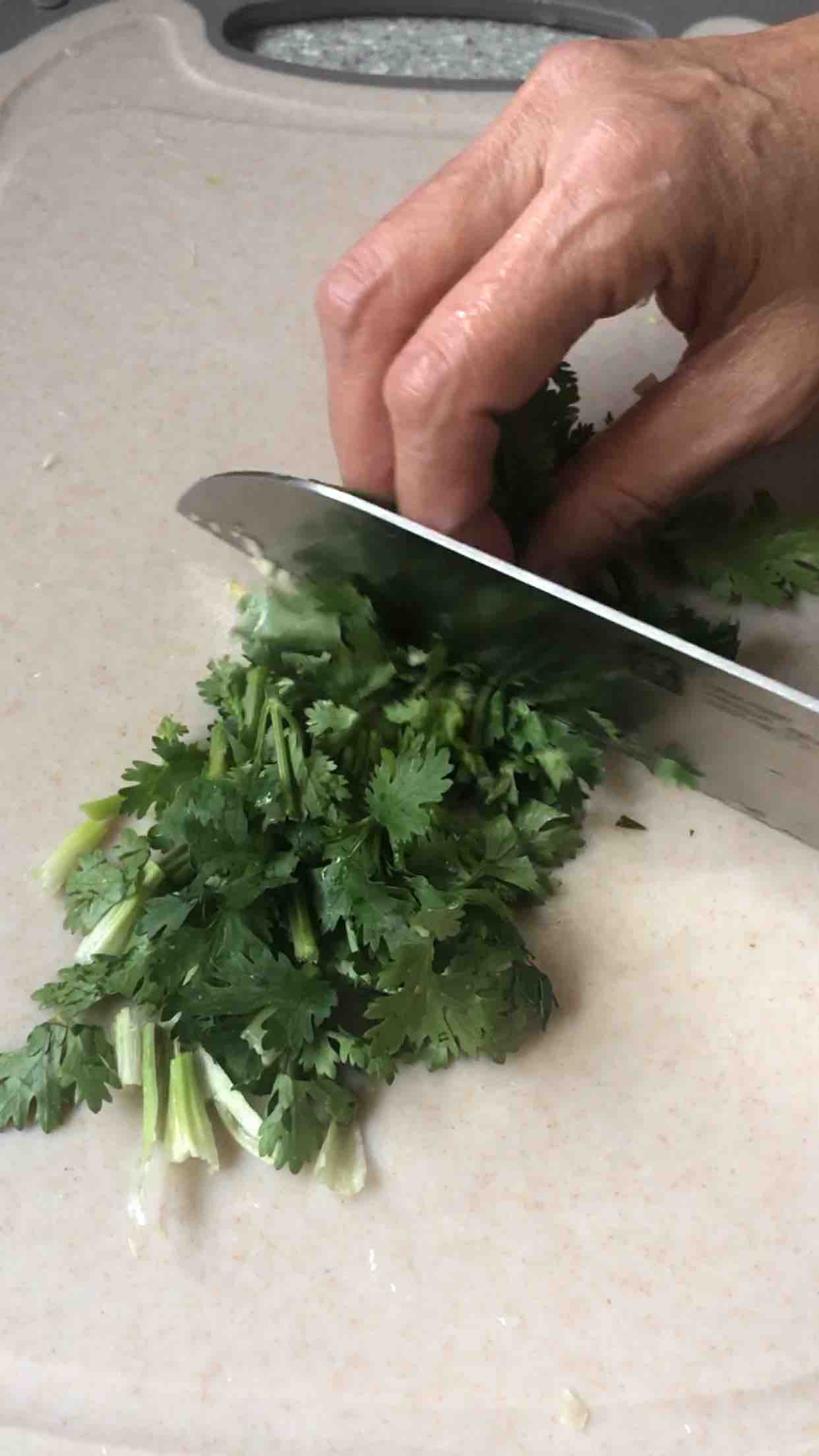 涼拌裙帶菜的做法-酸甜味拌菜譜