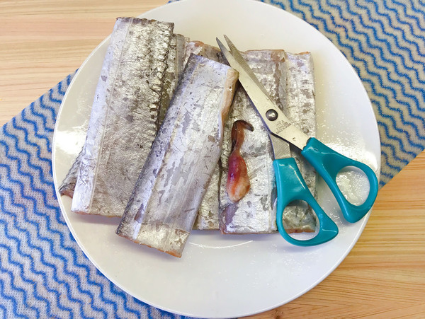 清蒸帶魚(yú)的做法-咸鮮味蒸菜譜