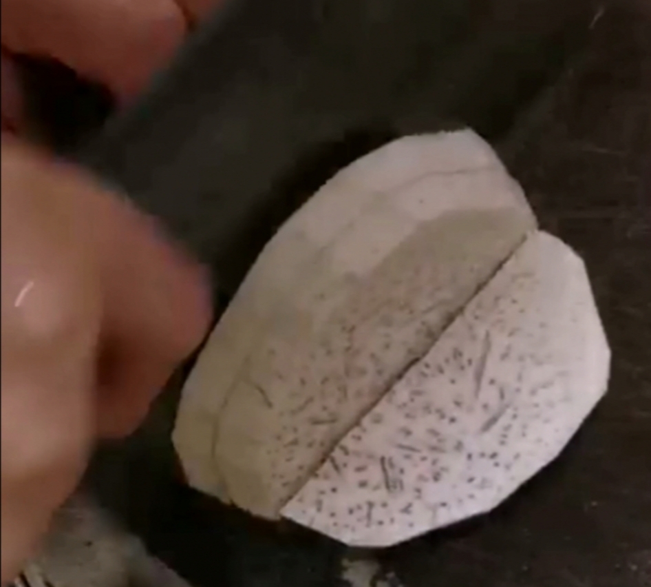 香芋扣肉的做法-家常味蒸菜譜