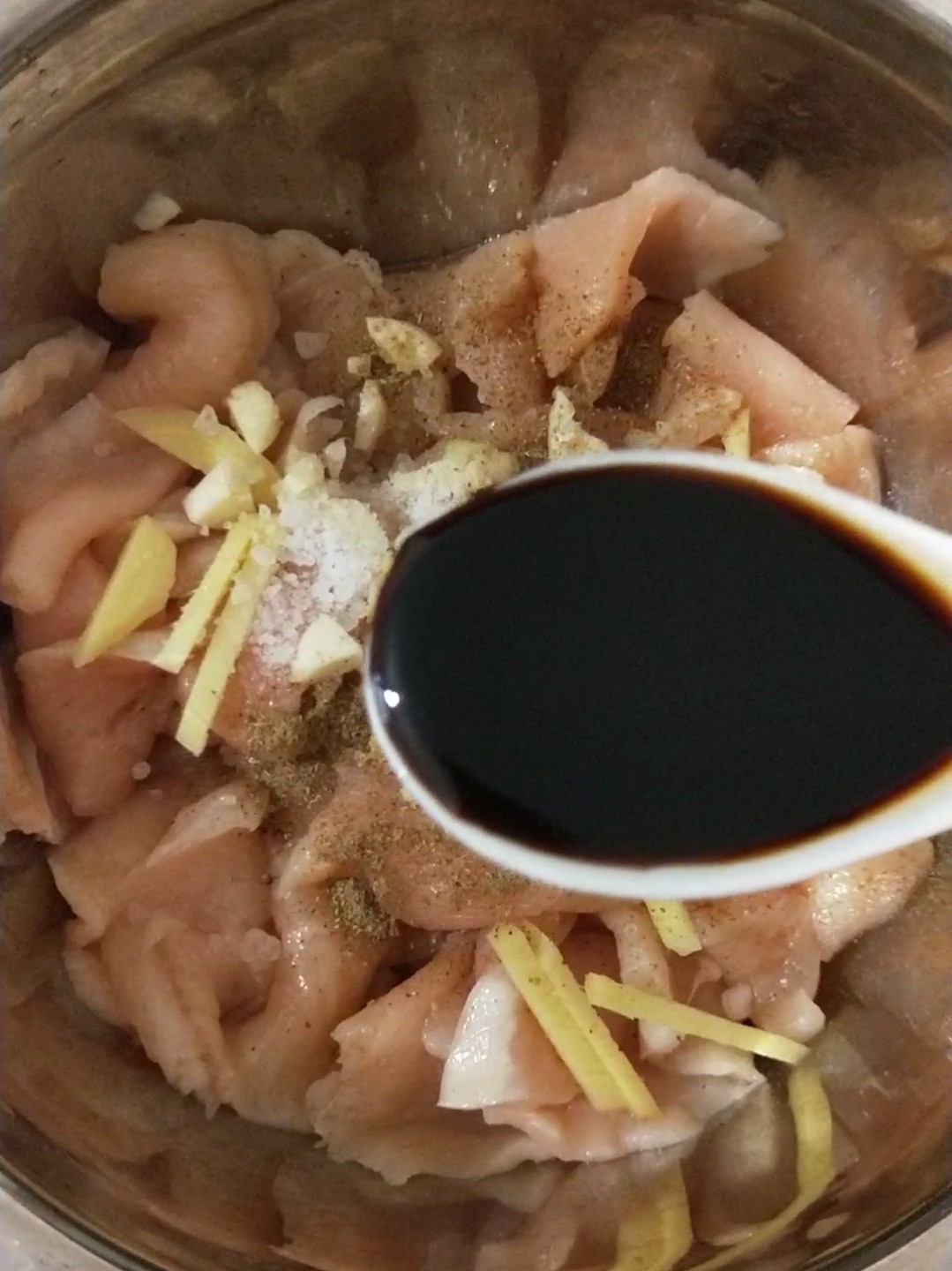 紅燒雞胸肉片的做法-家常味燒菜譜