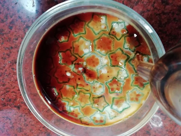 秋葵蒸蛋羹的做法-咸鮮味蒸菜譜