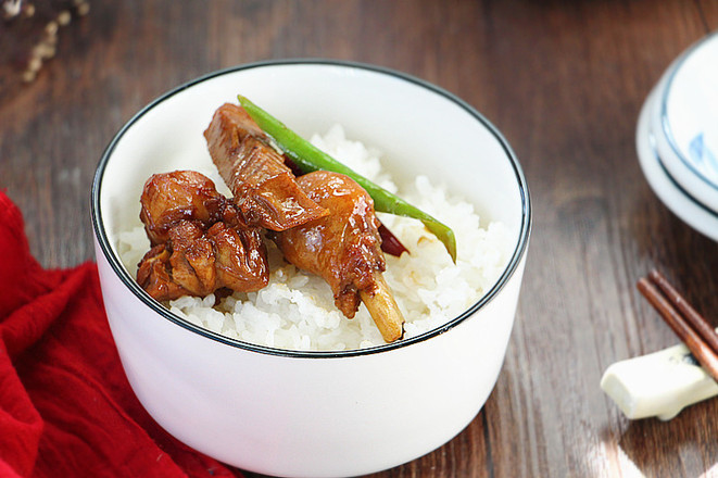 筍干燜雞塊的做法-咸鮮味燒菜譜