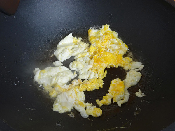 野菜炒雞蛋的做法-咸鮮味炒菜譜