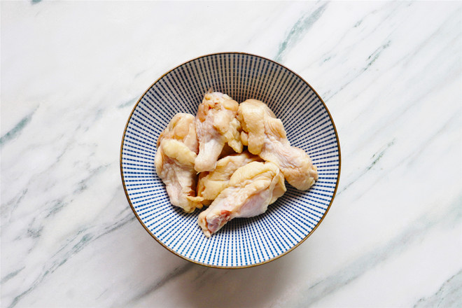 懶人版蜜汁雞翅根的做法-甜味燉菜譜