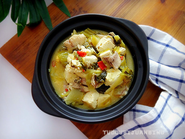 酸菜魚燉豆腐的做法-咸鮮味煮菜譜