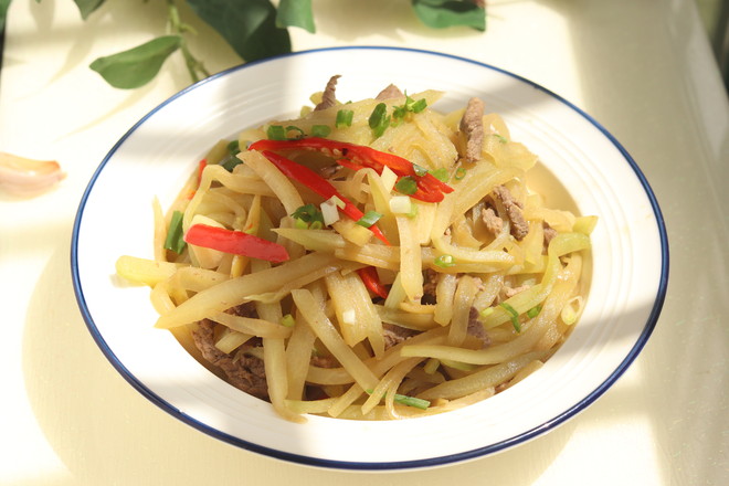 佛手瓜炒肉絲的做法-家常味炒菜譜