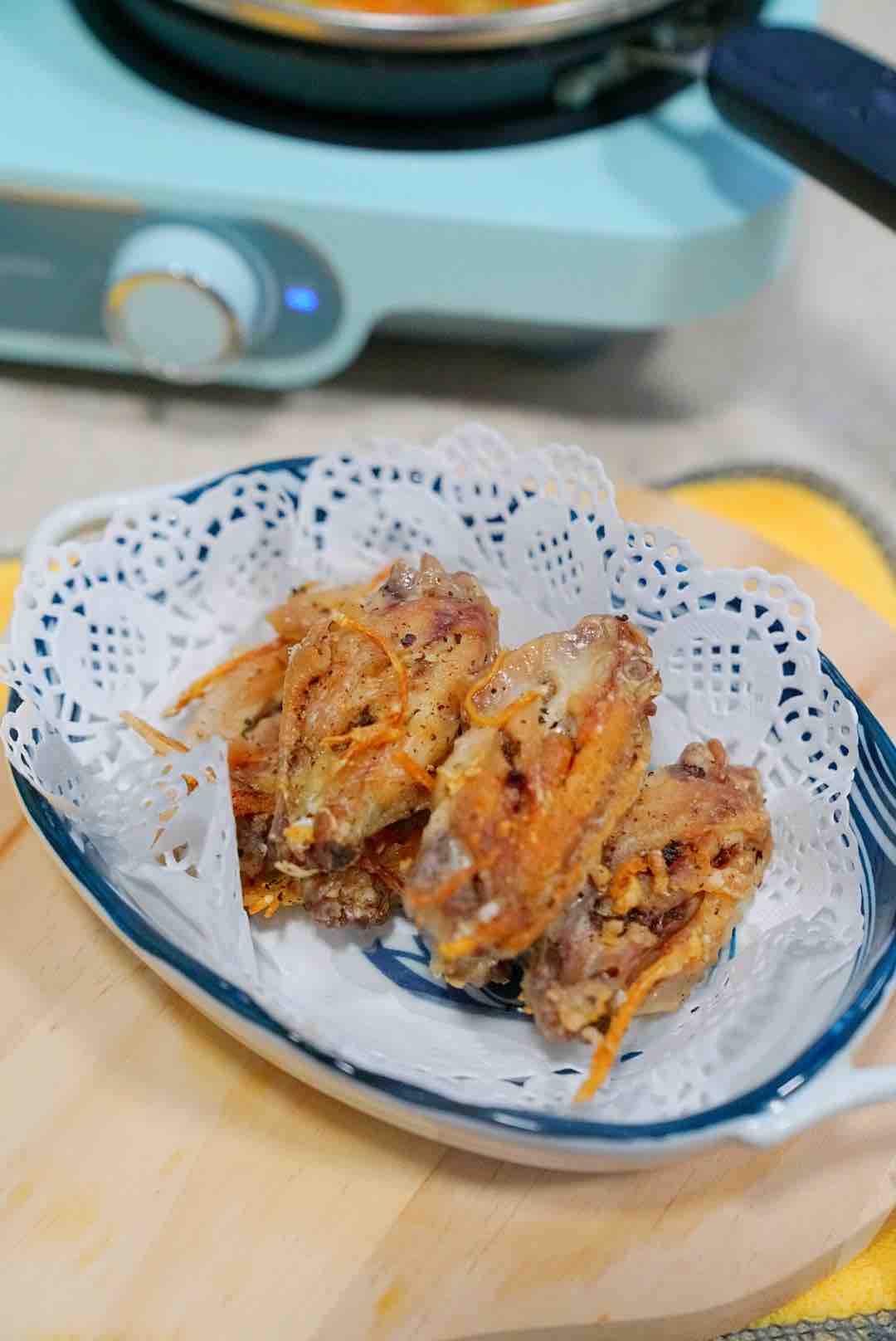 干煎翅中的做法-黑椒味煎菜譜