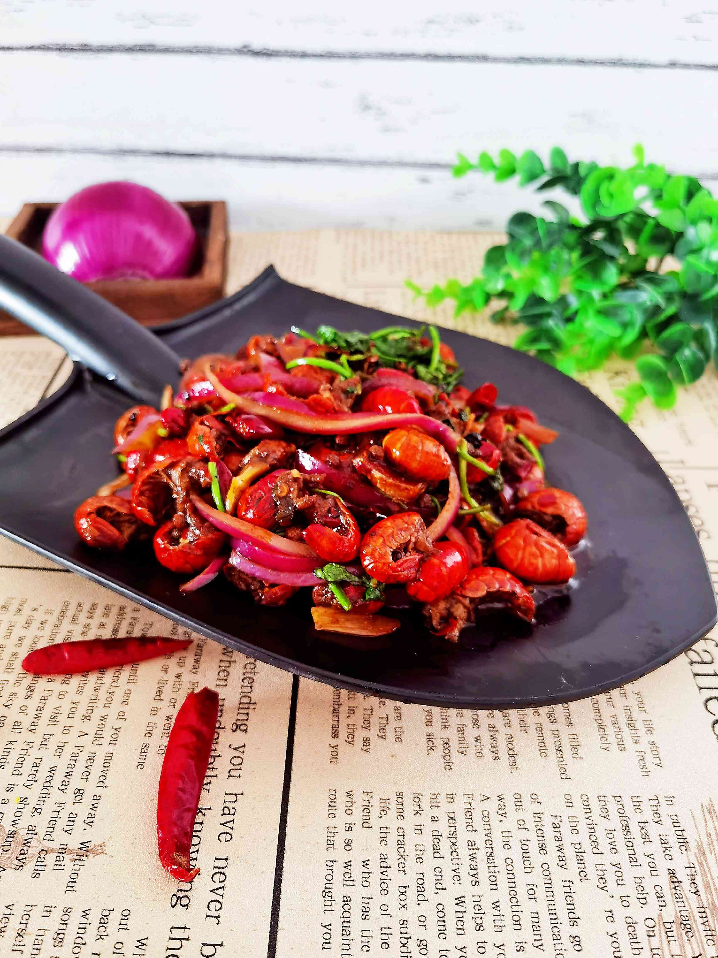 3斤蝦尾炒1大盤，麻辣鮮香下酒又下飯的做法-香辣味炒菜譜