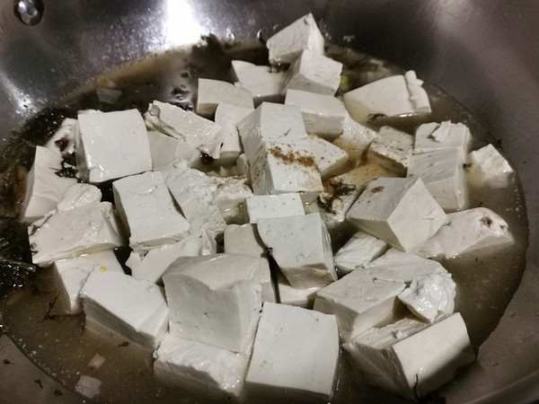 芥菜燉豆腐的做法-咸鮮味燉菜譜