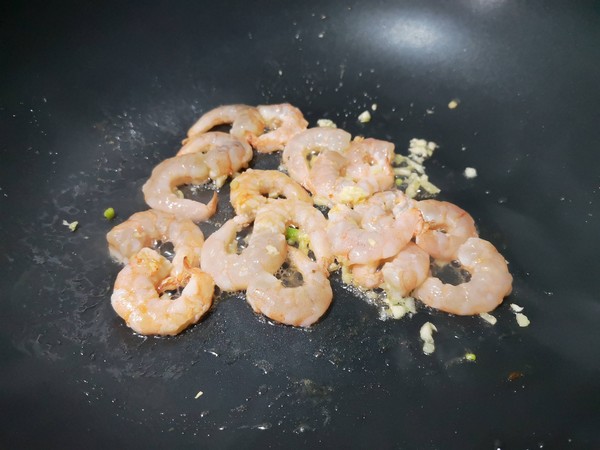 西蘭花蝦仁的做法-家常味炒菜譜