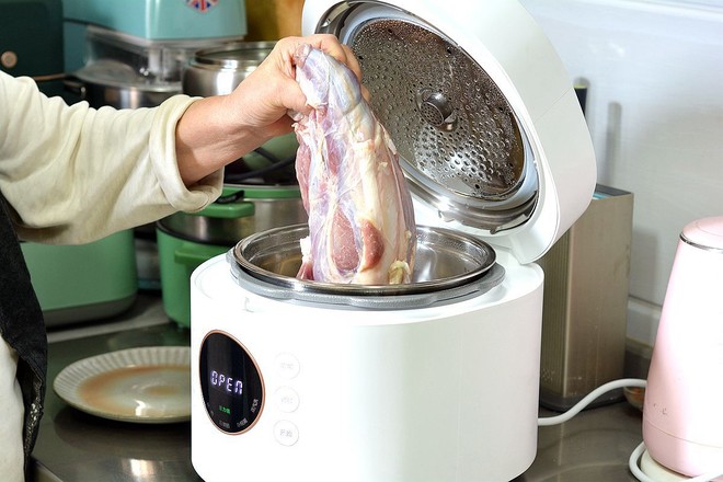 老湯牛腱子的做法-家常味燜菜譜