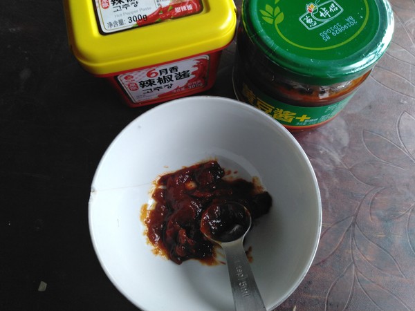 韭黃炒鴨胗的做法-香辣味炒菜譜-易網(wǎng)健康養(yǎng)生網(wǎng) 韭黃炒鴨胗的做法-香辣味炒菜譜