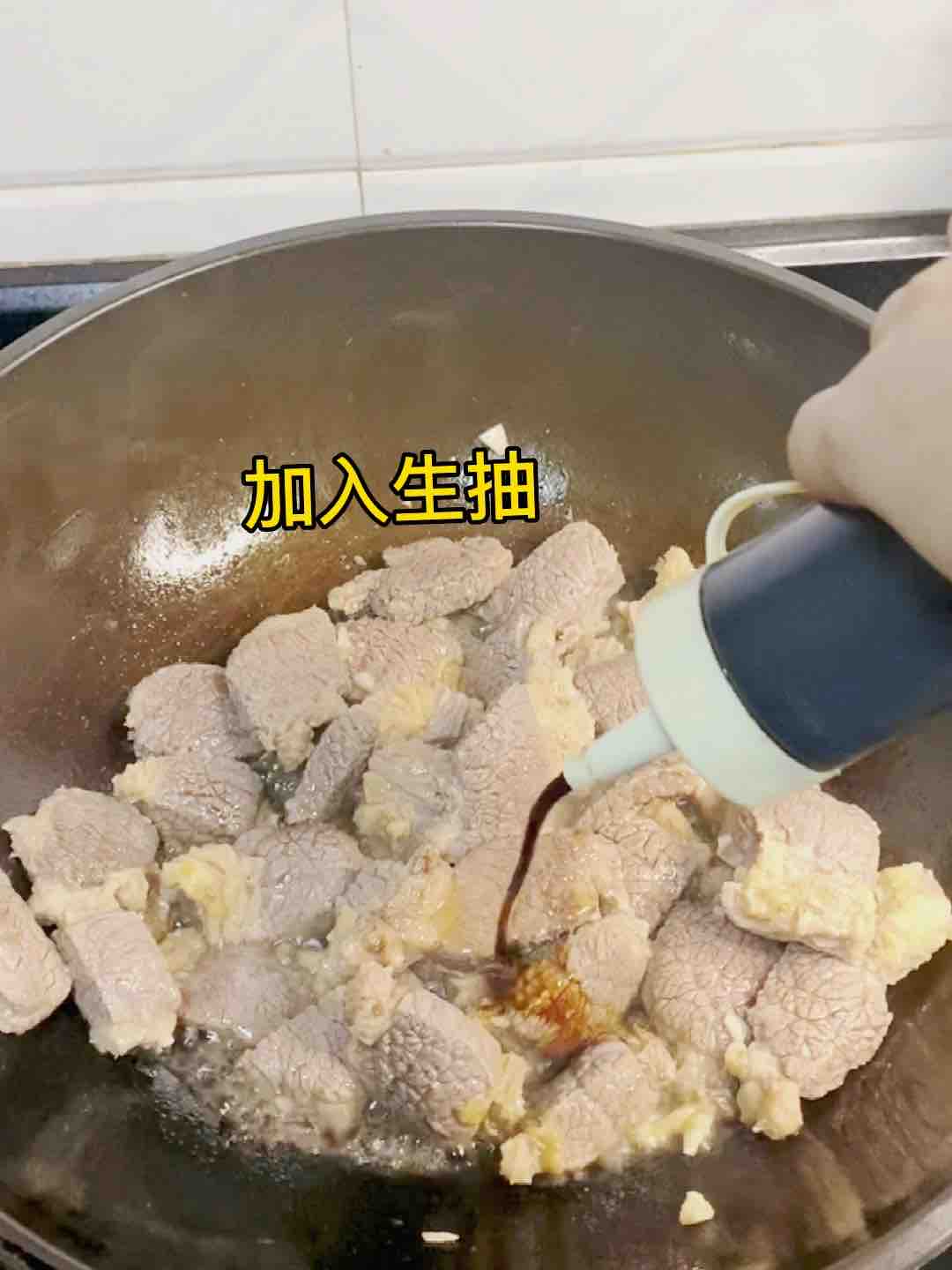 爆香紅燒牛肉燜土豆,這樣煮??一鍋都不夠的做法-家常味醬菜譜-易網(wǎng)健康養(yǎng)生網(wǎng) 爆香紅燒牛肉燜土豆,這樣煮??一鍋都不夠的做法-家常味醬菜譜