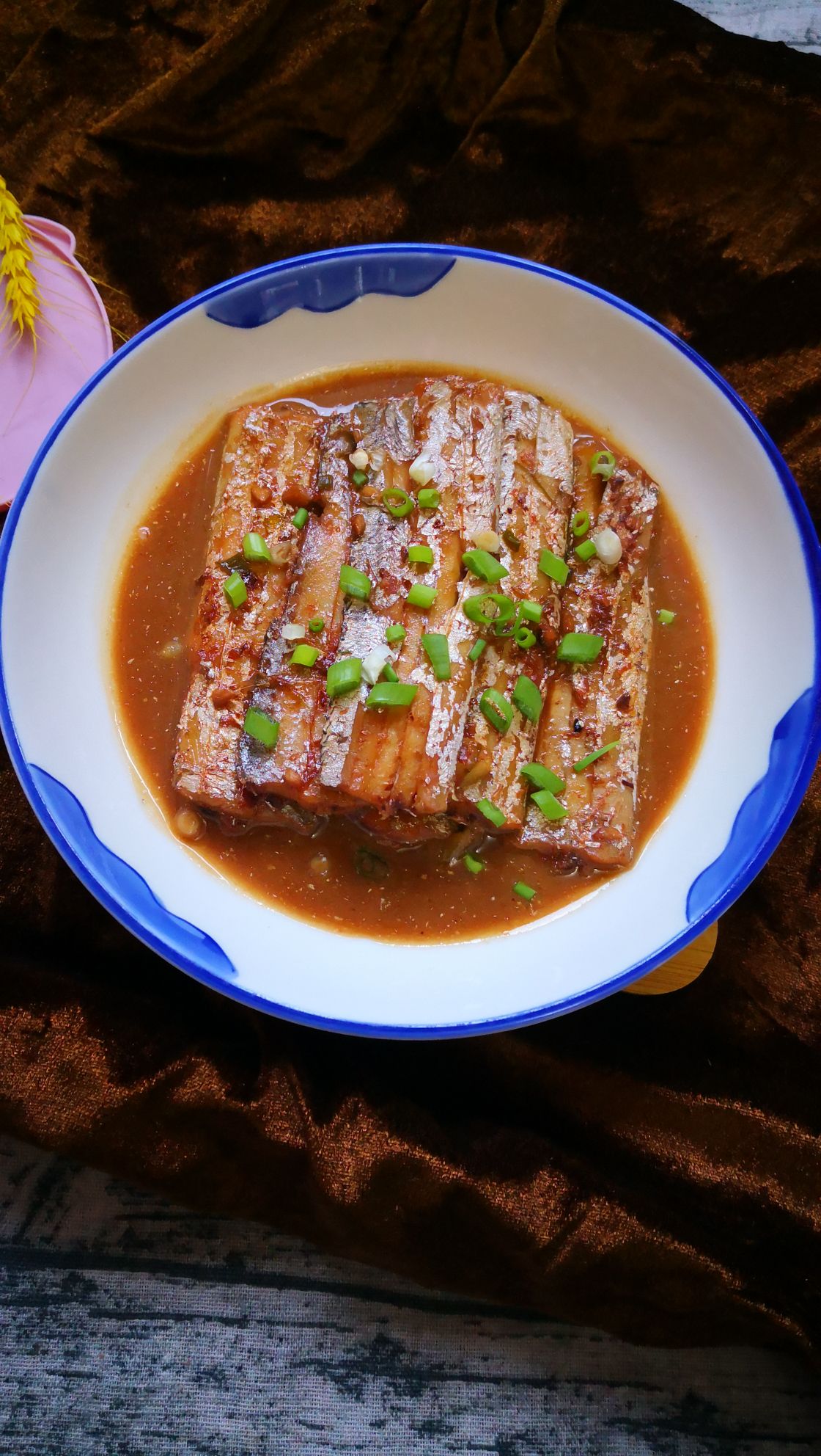 紅燒刀魚的做法-家常味燒菜譜