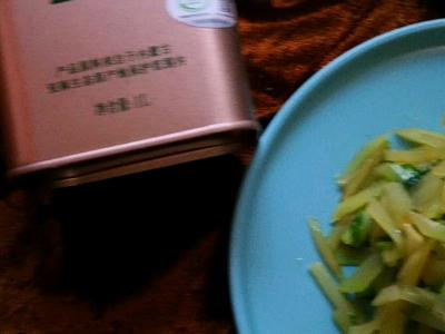 涼拌青筍絲的做法-家常味拌菜譜