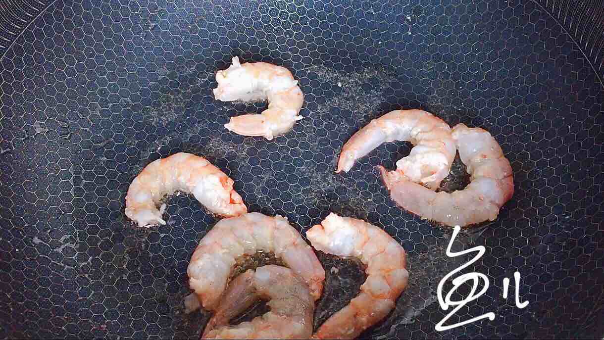 蝦仁和它一起炒，味道鮮美，做法簡單，廚房小白也能做的好！的做法-咸鮮味炒菜譜