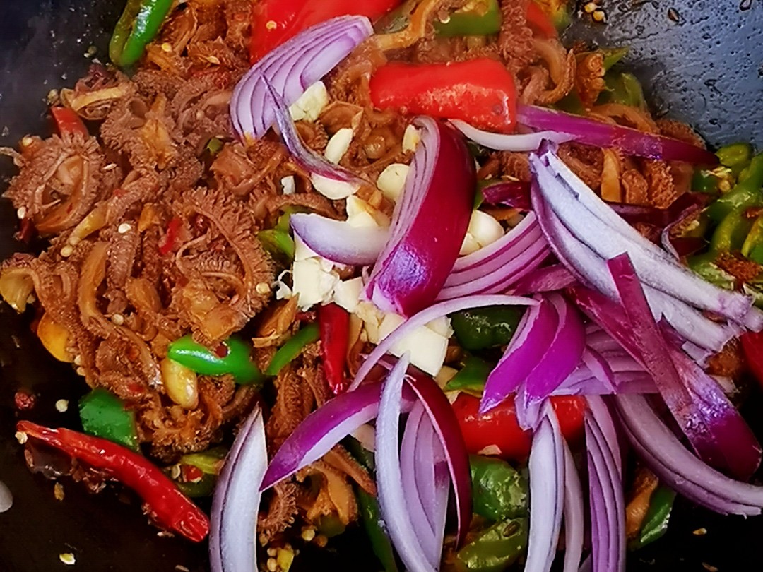 毛肚不要只來燙火鍋,做成香辣味,又嫩又脆又下飯的做法-香辣味炒菜譜-易網(wǎng)健康養(yǎng)生網(wǎng) 毛肚不要只來燙火鍋,做成香辣味,又嫩又脆又下飯的做法-香辣味炒菜譜