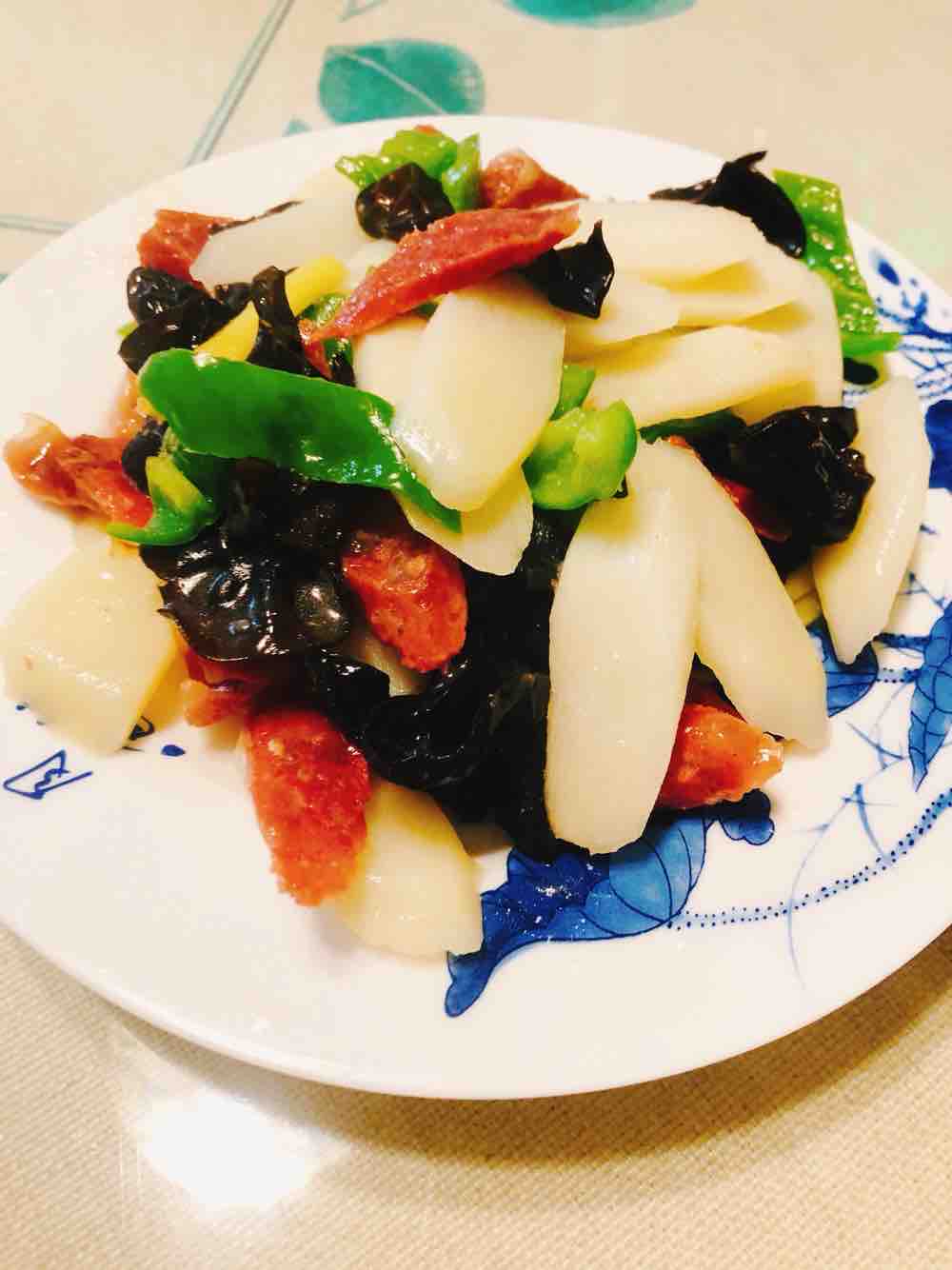 火腿山藥木耳的做法-家常味炒菜譜