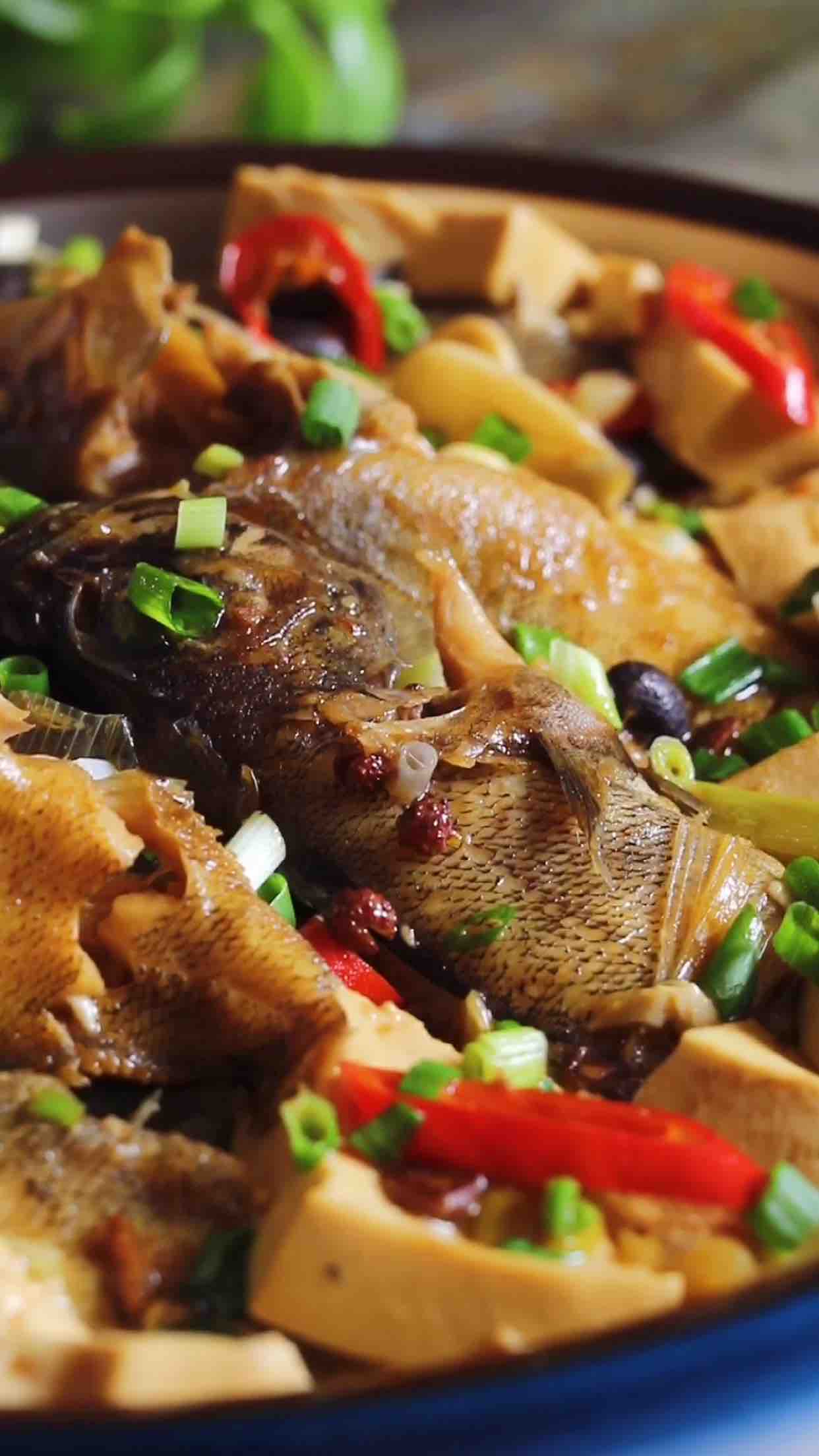 海魚燉豆腐的做法-咸鮮味燉菜譜