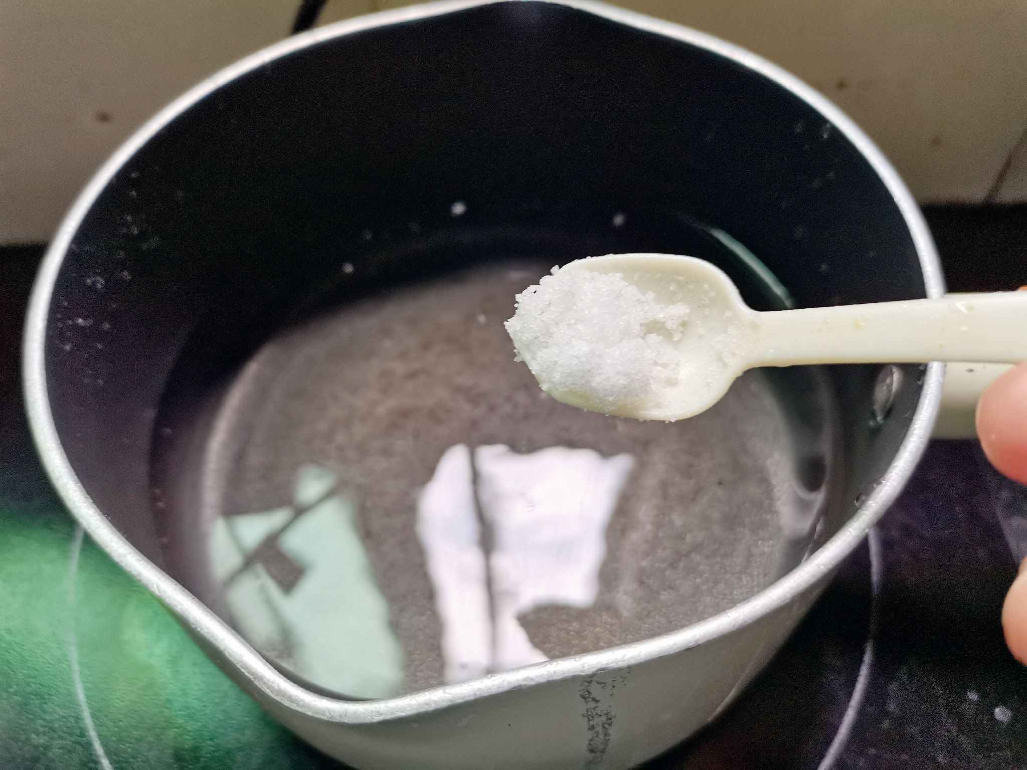 小蔥拌豆腐的做法-家常味拌菜譜