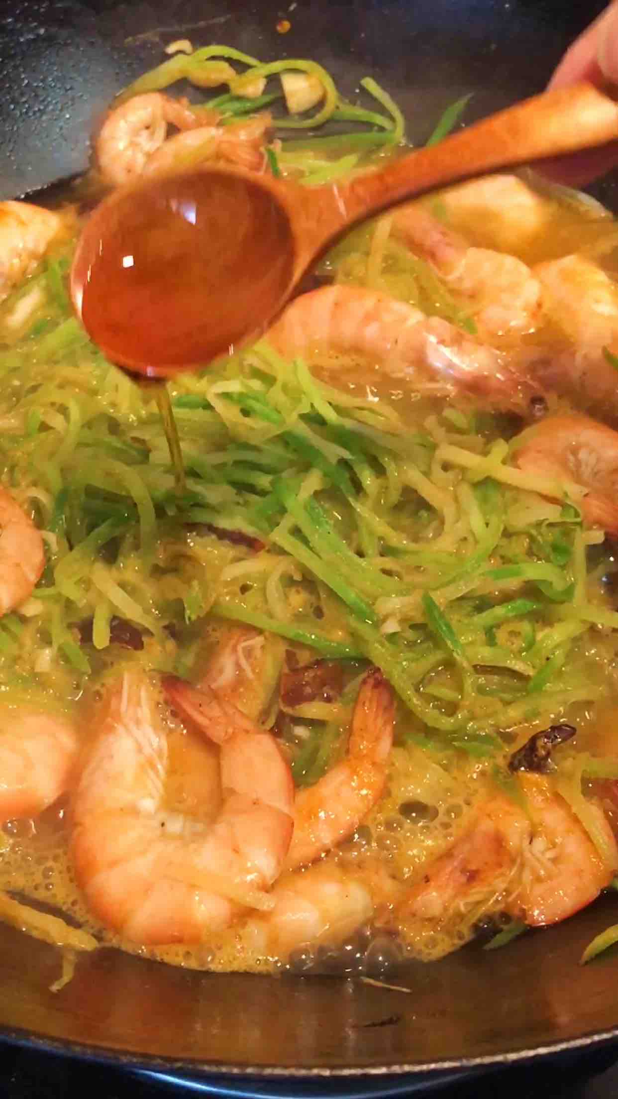 蘿卜絲蝦的做法-咸鮮味炒菜譜-易網健康養生網 蘿卜絲蝦的做法-咸鮮味炒菜譜