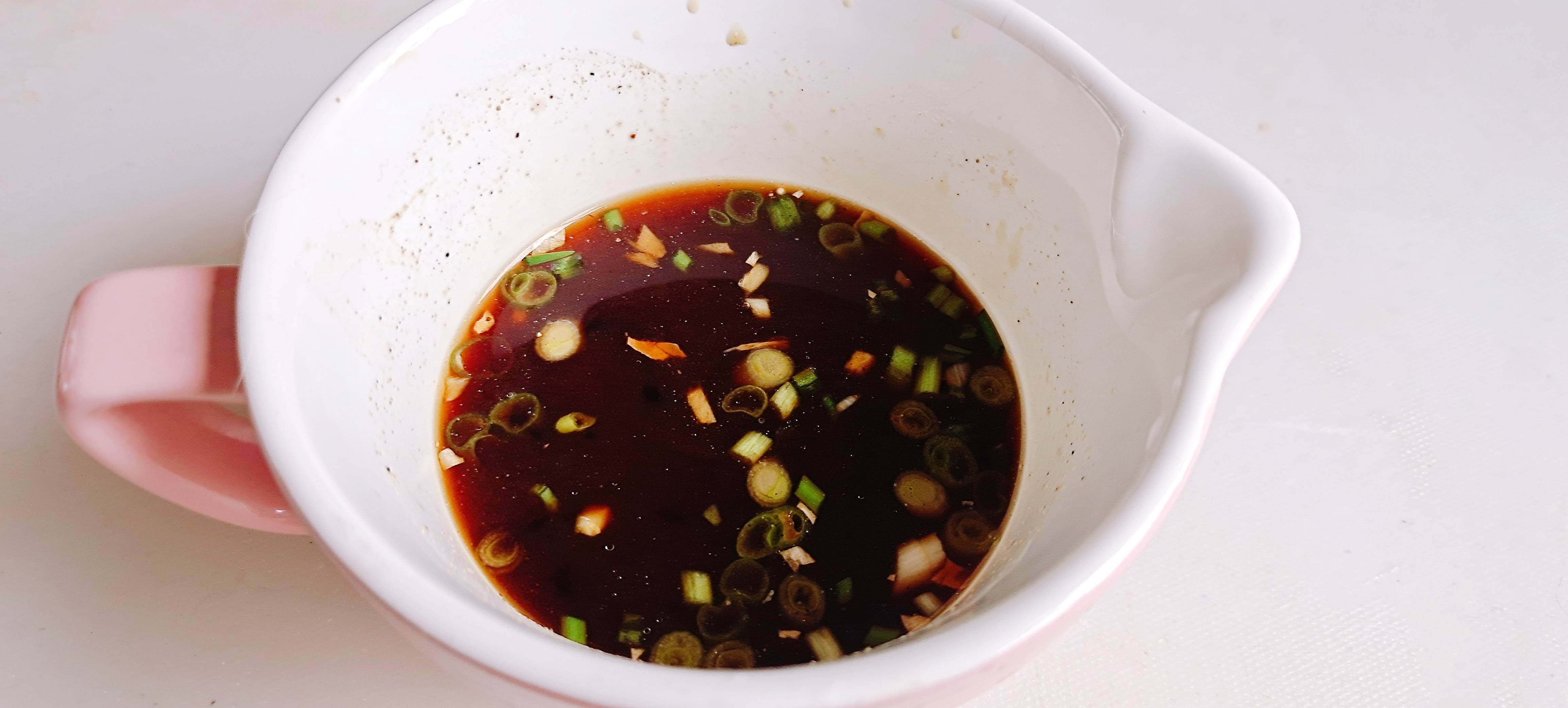 秋冬這樣吃豆腐，暖身又下飯…金針豆腐煲的做法-咸鮮味煲菜譜