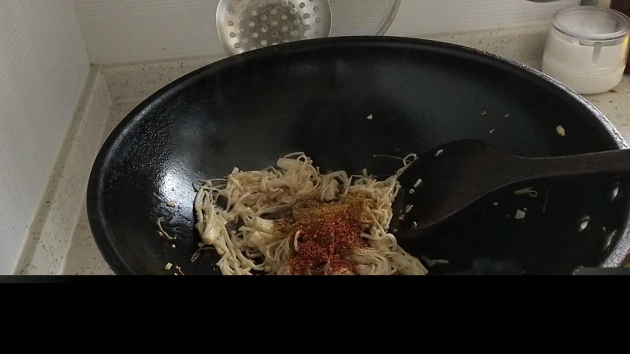 干香燒烤金針菇的做法-家常味烤菜譜