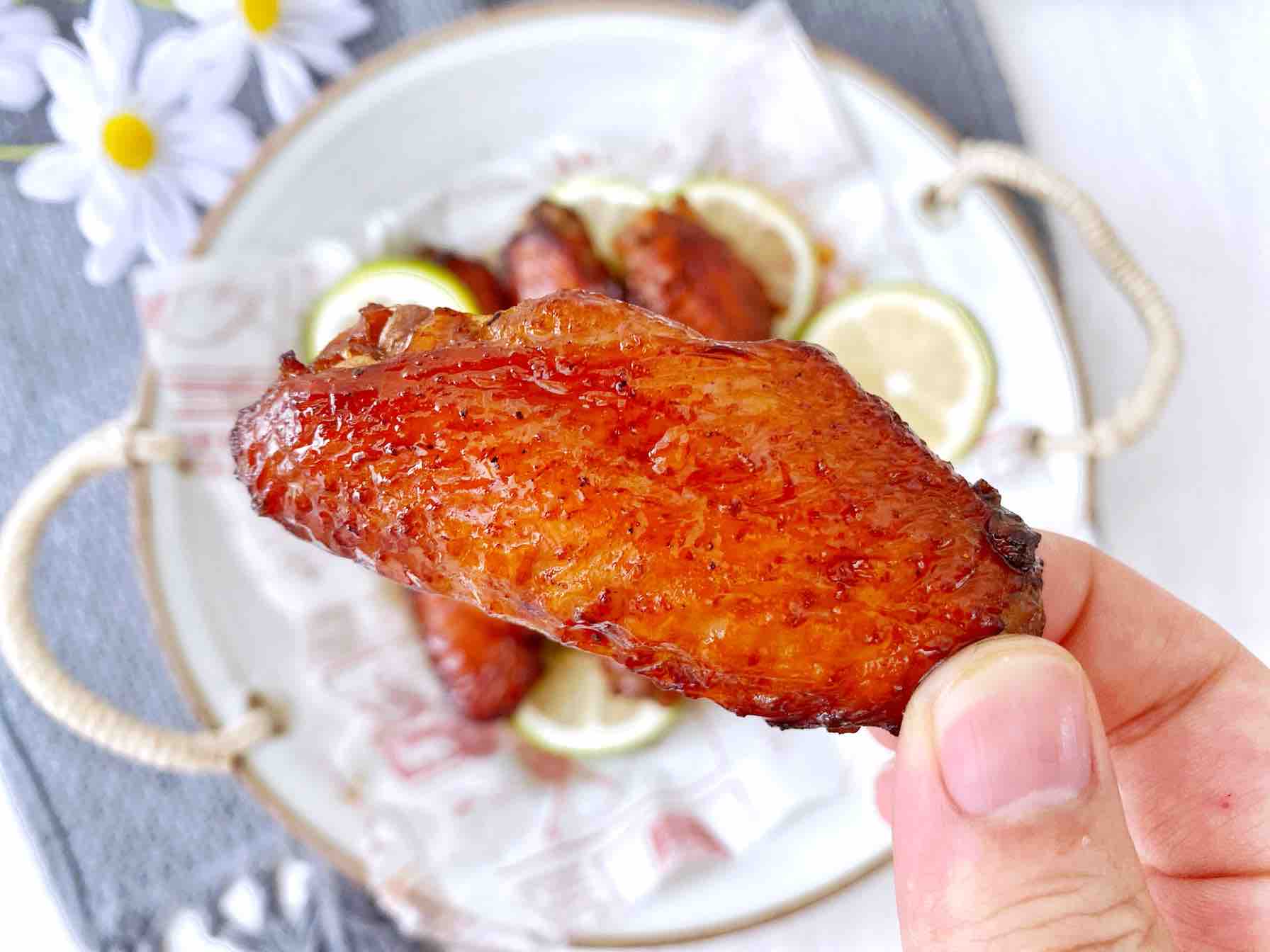 雞翅這么做,清香到舔手指了的做法-其它口味烤菜譜-易網(wǎng)健康養(yǎng)生網(wǎng) 雞翅這么做,清香到舔手指了的做法-其它口味烤菜譜