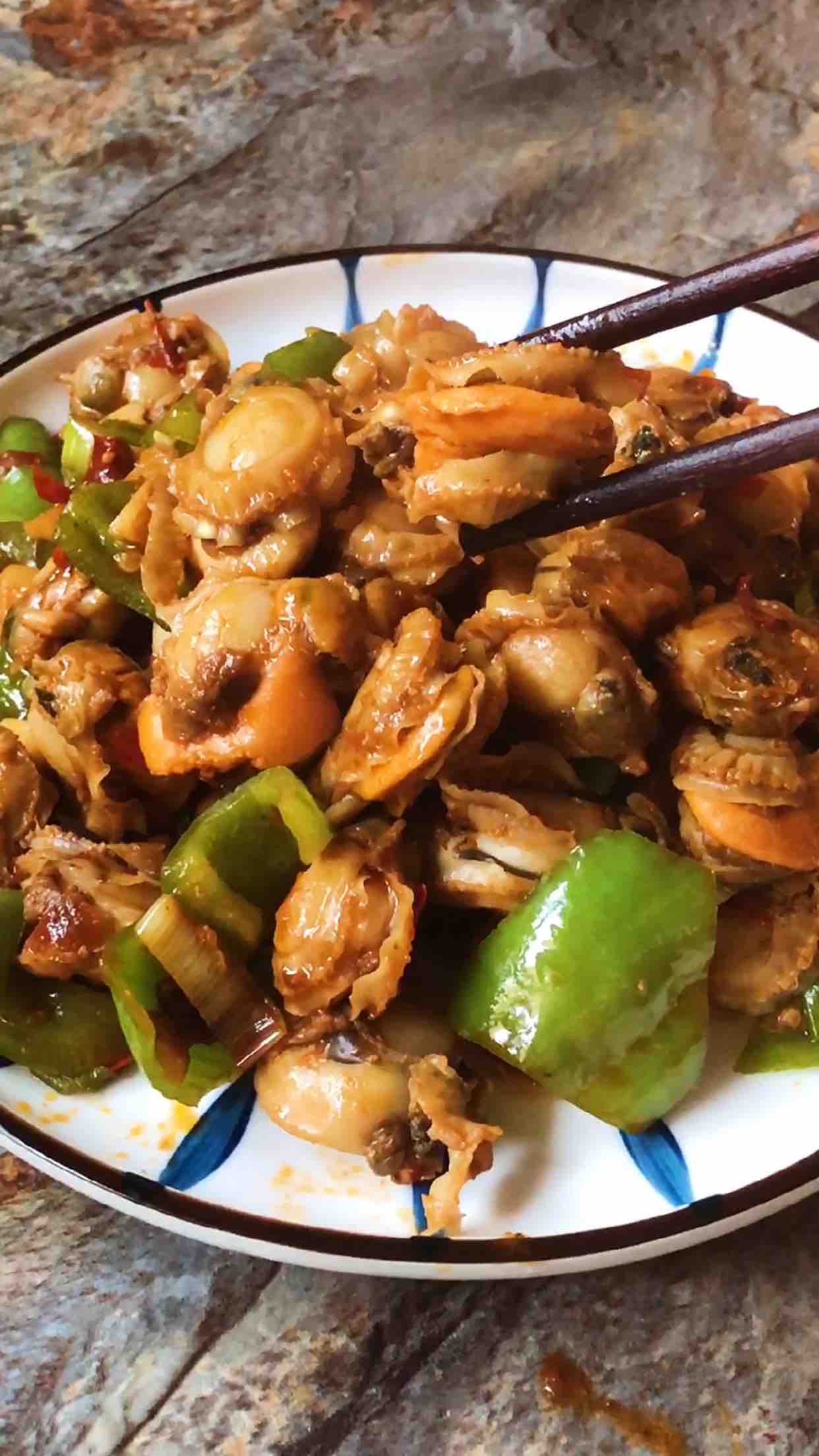 香辣扇貝肉的做法-咸鮮味炒菜譜-易網健康養生網 香辣扇貝肉的做法-咸鮮味炒菜譜