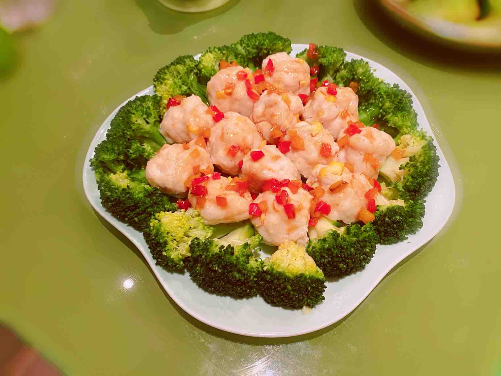 自制粟米魚丸拌西蘭花的做法-家常味蒸菜譜-易網健康養生網 自制粟米魚丸拌西蘭花的做法-家常味蒸菜譜