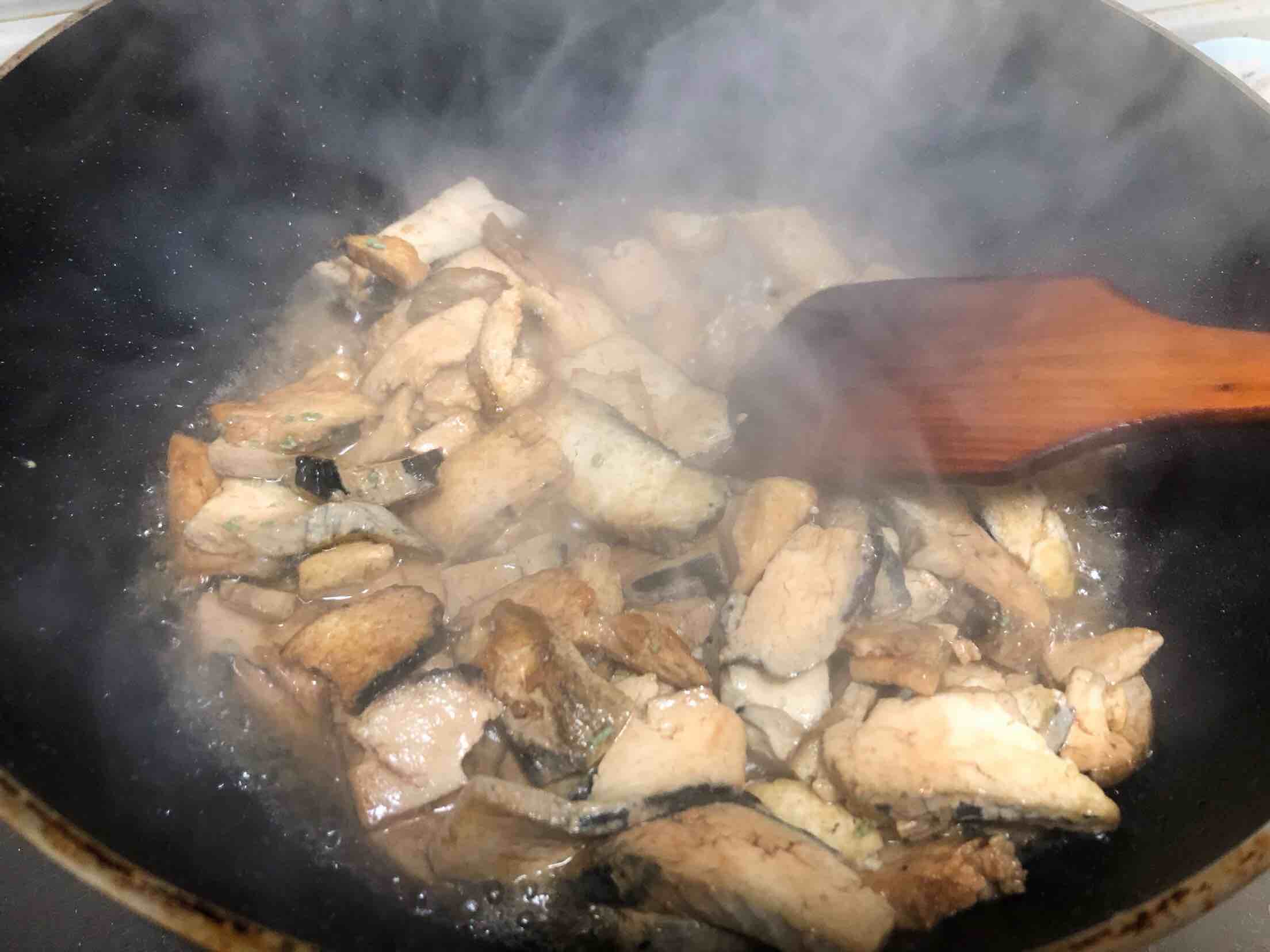 雙椒臭豆腐的做法-家常味炒菜譜-易網健康養(yǎng)生網 雙椒臭豆腐的做法-家常味炒菜譜