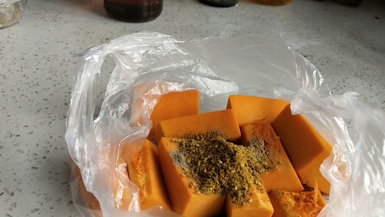 甜如蜜的燒烤風(fēng)味烤南瓜的做法-家常味烤菜譜