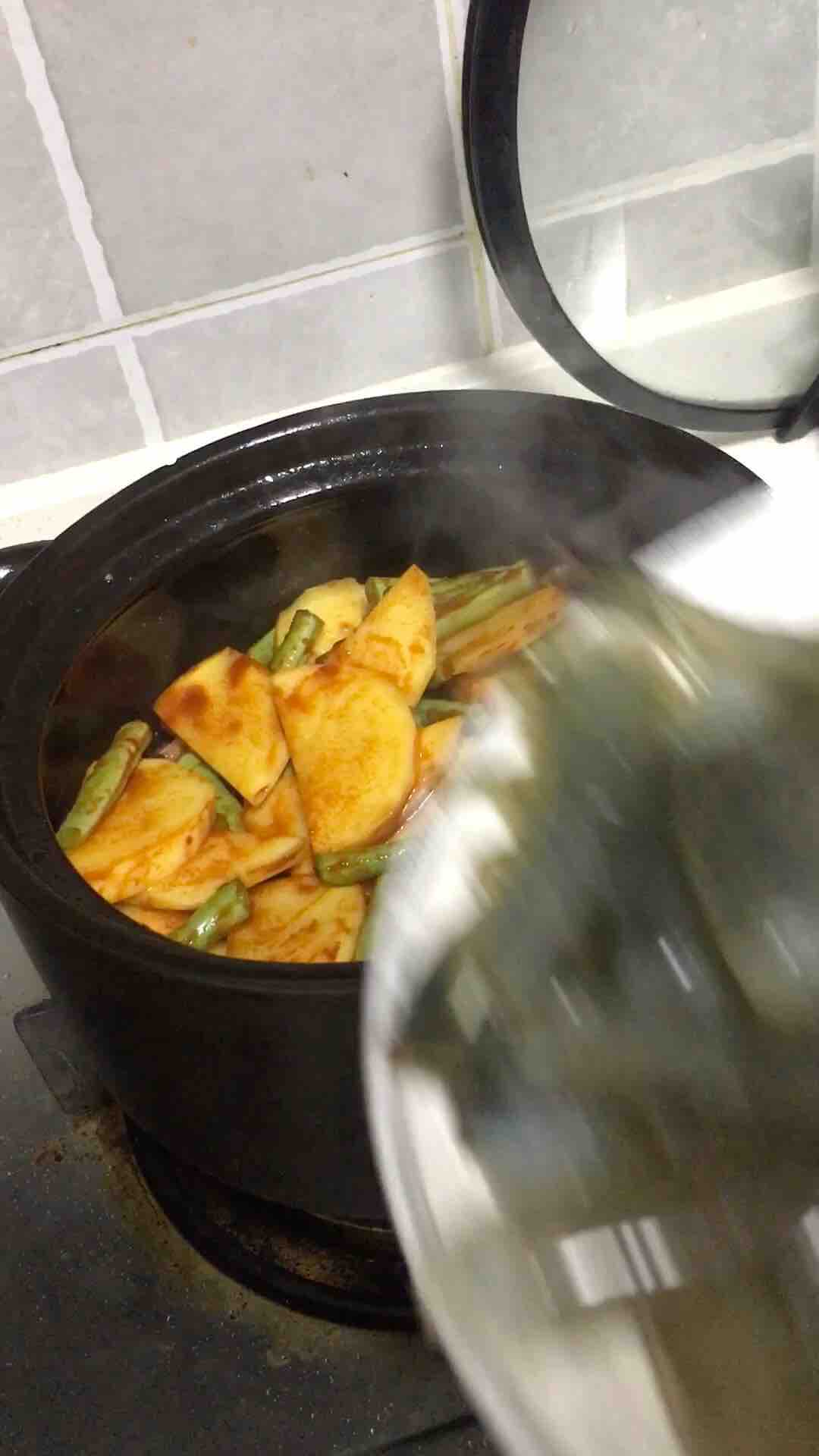 家庭自制燜鍋的做法-家常味燜菜譜-易網(wǎng)健康養(yǎng)生網(wǎng) 家庭自制燜鍋的做法-家常味燜菜譜