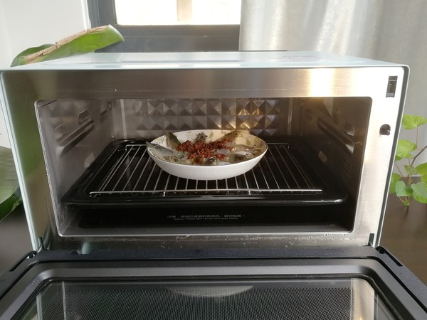 蒜泥粉絲蒸蝦的做法-蒜香味蒸菜譜