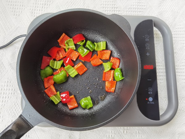 微辣鮮嫩的下飯菜,青紅椒炒肉絲的做法-咸鮮味炒菜譜-易網健康養生網 微辣鮮嫩的下飯菜,青紅椒炒肉絲的做法-咸鮮味炒菜譜