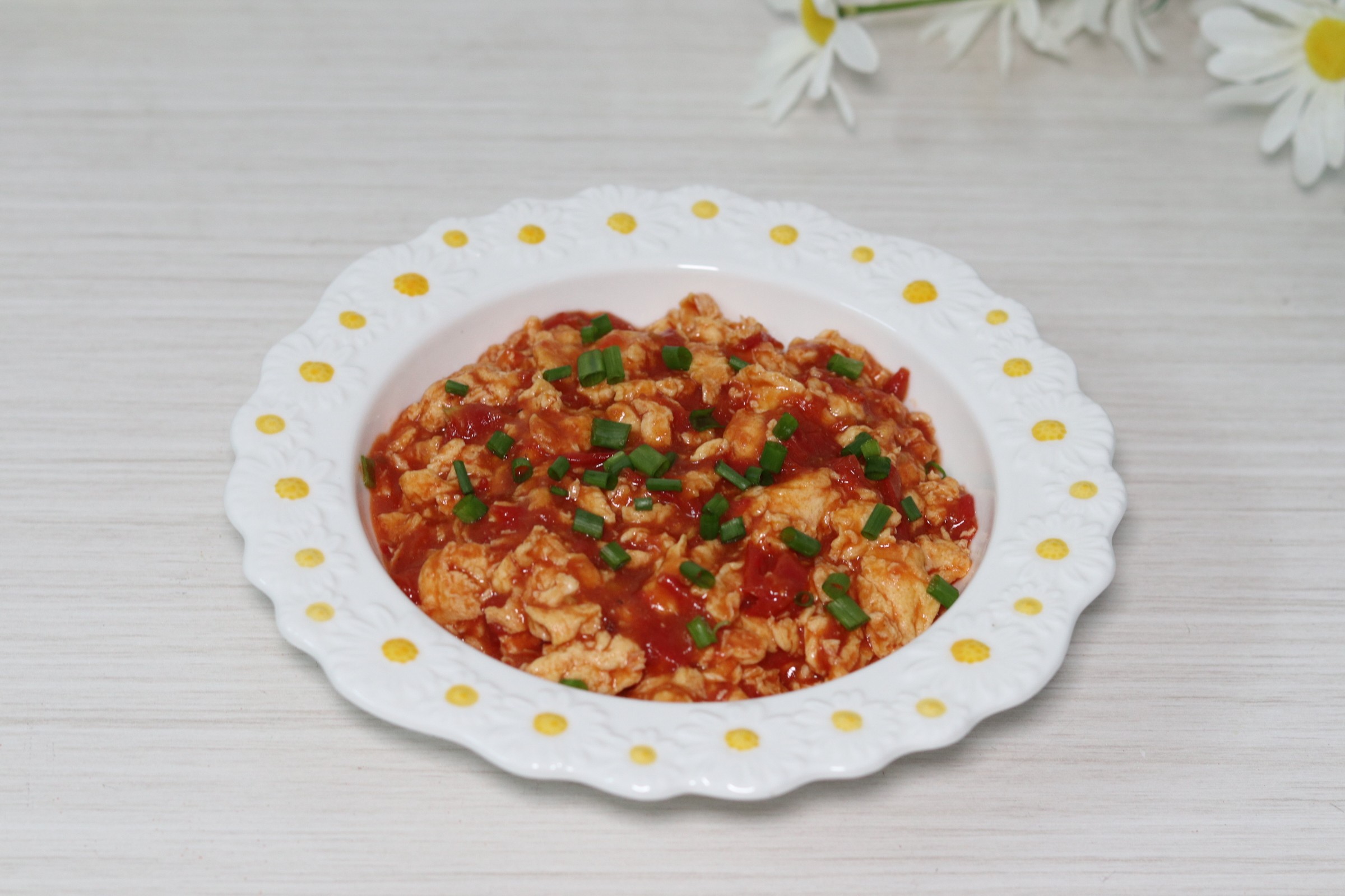 番茄炒蛋，簡單快手下飯菜的做法-家常味炒菜譜