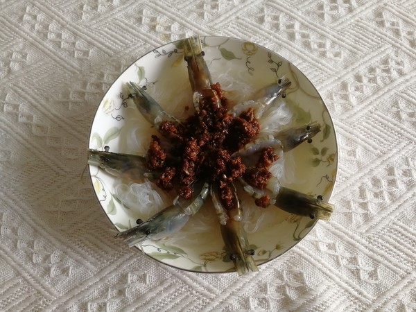 蒜泥粉絲蒸蝦的做法-蒜香味蒸菜譜