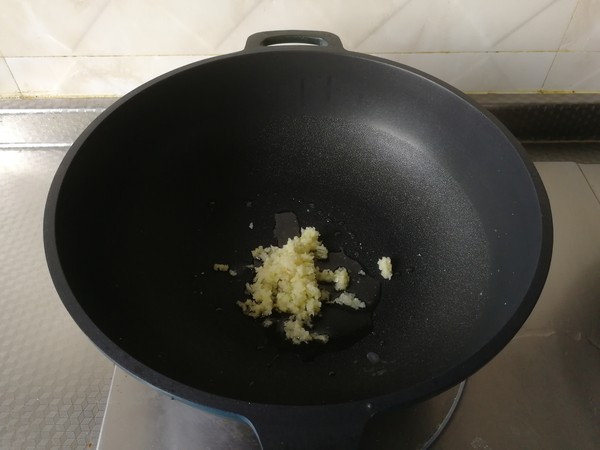 蒜泥粉絲蒸蝦的做法-蒜香味蒸菜譜