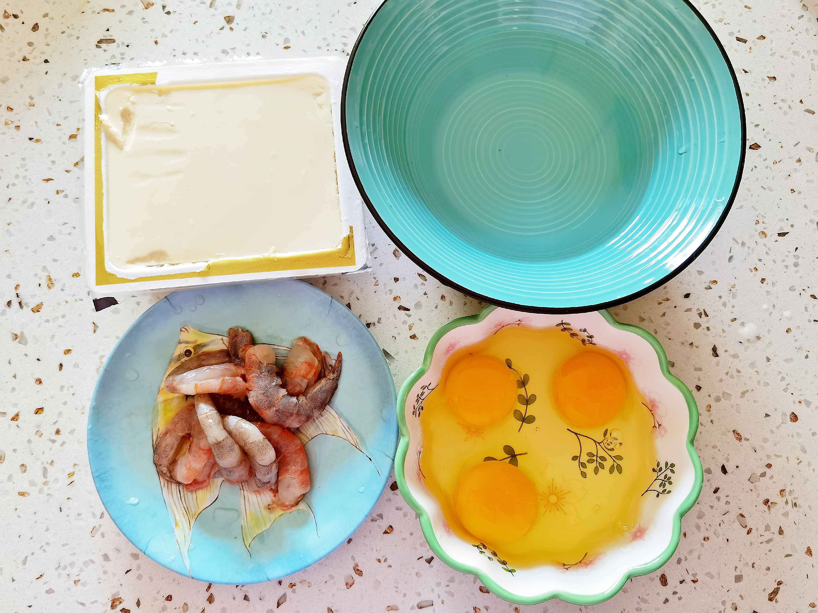 不用蓋保鮮膜的蝦仁豆腐雞蛋糕,Q彈嫩滑超鮮美的做法-咸鮮味蒸菜譜-易網<a href=http://www.jsjjzhkt.cn/ target=_blank class=infotextkey>健康養生</a>網 不用蓋保鮮膜的蝦仁豆腐雞蛋糕,Q彈嫩滑超鮮美的做法-咸鮮味蒸菜譜