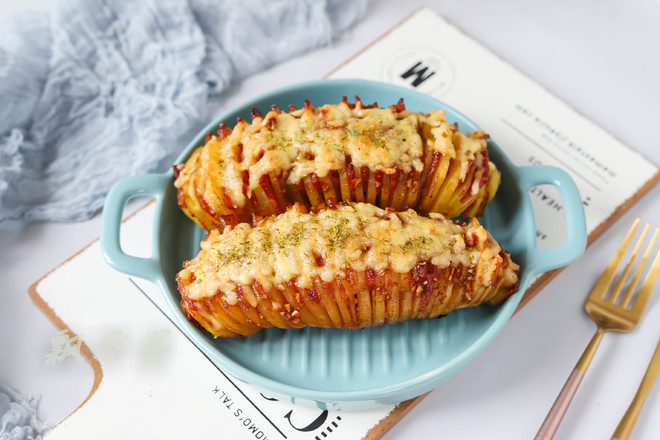 培根風琴土豆的做法-家常味烤菜譜-易網健康養生網 培根風琴土豆的做法-家常味烤菜譜