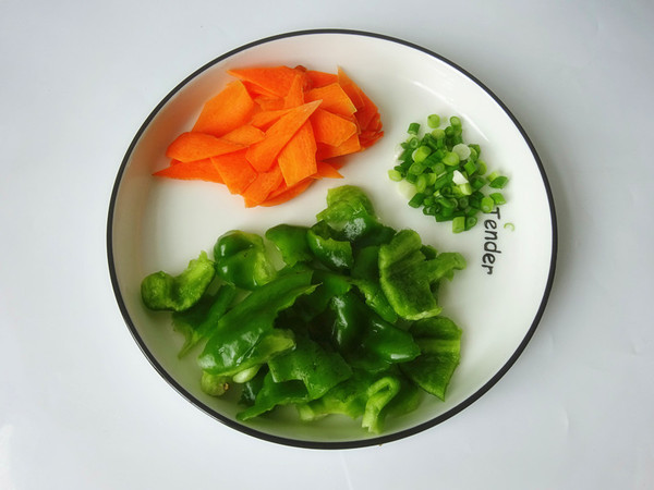 小炒鵪鶉蛋的做法-家常味炒菜譜